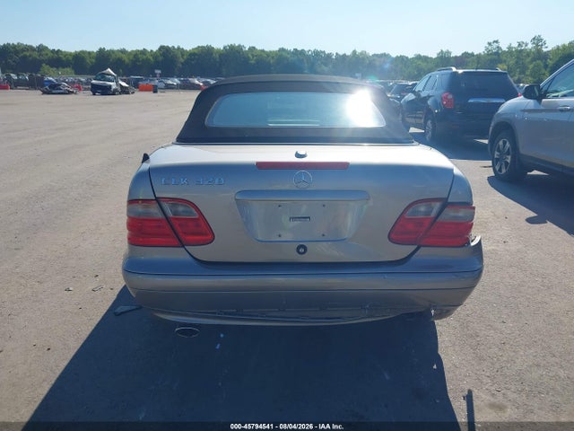 2003 Mercedes-benz Clk 320 მანქანა იყიდება აუქციონზე, vin: WDBLK65G63T142600, აუქციონის ნომერი: 45794541