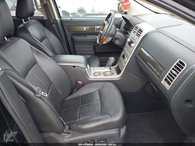 45794545 :رقم المزاد ، 2LMDU88C27BJ13007 vin ، 2007 Lincoln Mkx مزاد بيع