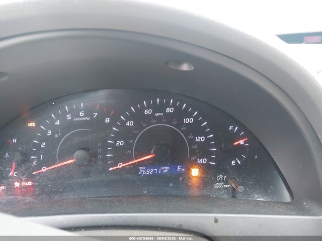 45794546 :رقم المزاد ، 4T1BF3EK0BU697163 vin ، 2011 Toyota Camry Le مزاد بيع