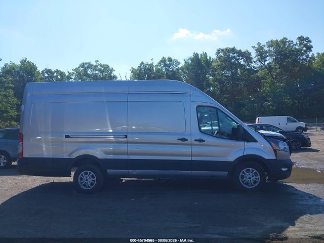 45794565 :رقم المزاد ، 1FTBW3XK2NKA82101 vin ، 2022 Ford E-transit-350 Cargo Van مزاد بيع