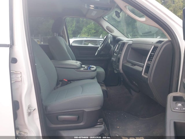 45794606 :رقم المزاد ، 1C6RR7KG1HS599076 vin ، 2017 Ram 1500 Tradesman  4x4 5'7 Box مزاد بيع