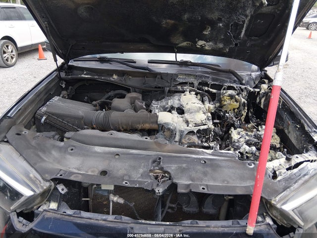 Toyota 4RUNNER SR5 2017 JTEBU5JRXH5424707 Image 10