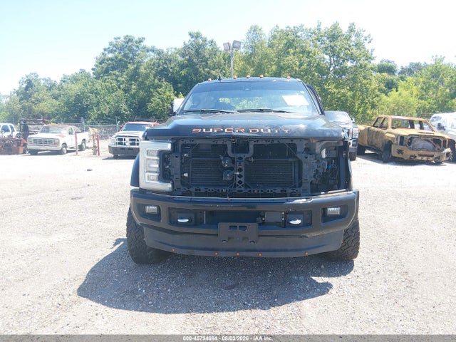 1FT8W4DT3KEE71742 Ford F-450 Platinum