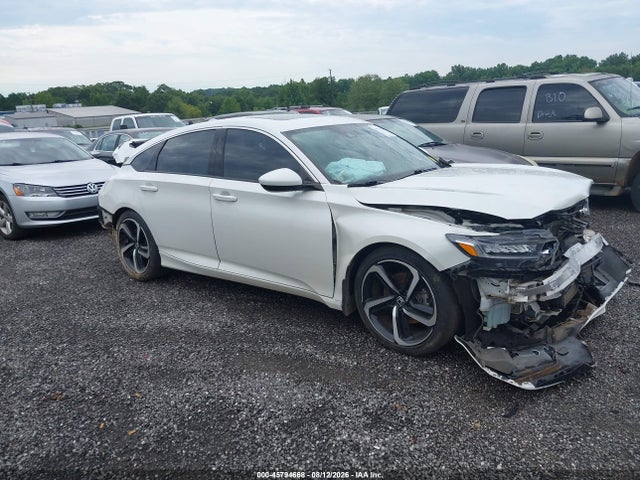 2018 Honda Accord Sport 2.0t მანქანა იყიდება აუქციონზე, vin: 1HGCV2F32JA038807, აუქციონის ნომერი: 45794668