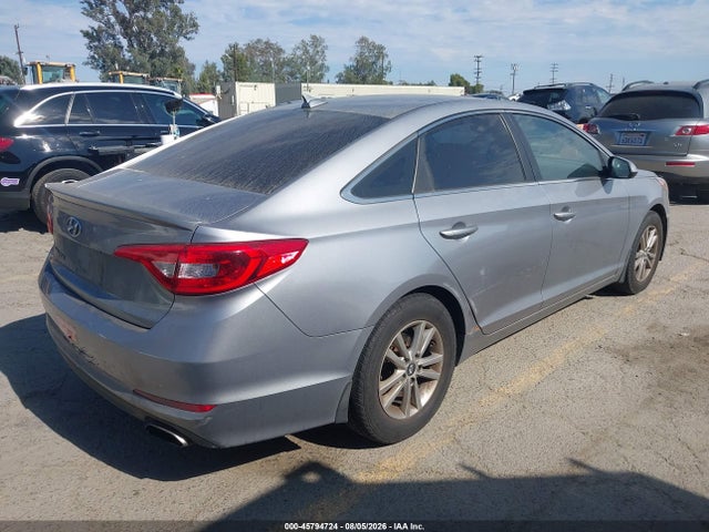 Hyundai SONATA SE 2017 5NPE24AF1HH566404 Image 4