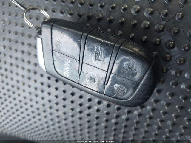 45794762 :رقم المزاد ، 2C3CA6CT5BH580111 vin ، 2011 Chrysler 300c مزاد بيع