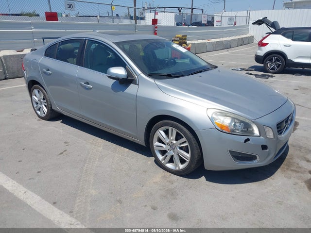 45794814 :رقم المزاد ، YV1902FH7C2038909 vin ، 2012 Volvo S60 T6 مزاد بيع