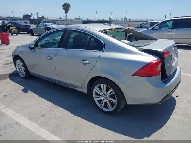 45794814 :رقم المزاد ، YV1902FH7C2038909 vin ، 2012 Volvo S60 T6 مزاد بيع