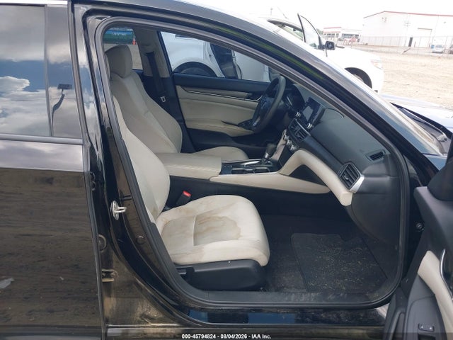 2018 Honda Accord Lx მანქანა იყიდება აუქციონზე, vin: 1HGCV1F10JA079929, აუქციონის ნომერი: 45794824