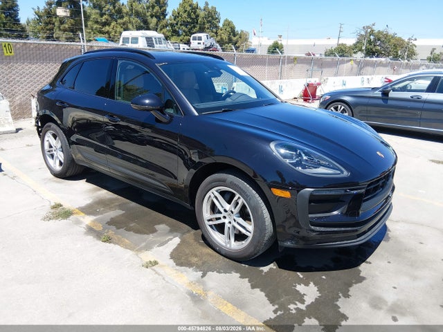 2024 WP1AA2A53RLB16469 main image