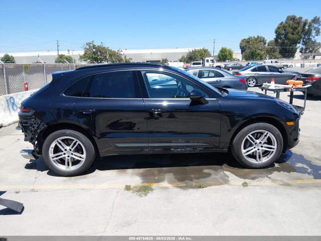Porsche Macan T 2024 WP1AA2A53RLB16469 Image 14