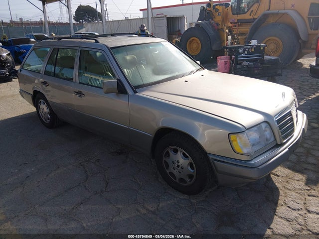 45794849 :رقم المزاد ، WDBEA92E6SF313875 vin ، 1995 Mercedes-benz E 320 مزاد بيع