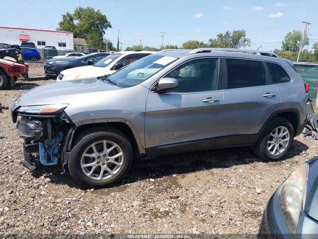 Продаж на аукціоні авто 2016 Jeep Cherokee Latitude, vin: 1C4PJMCB7GW145995, номер лоту: 45794892