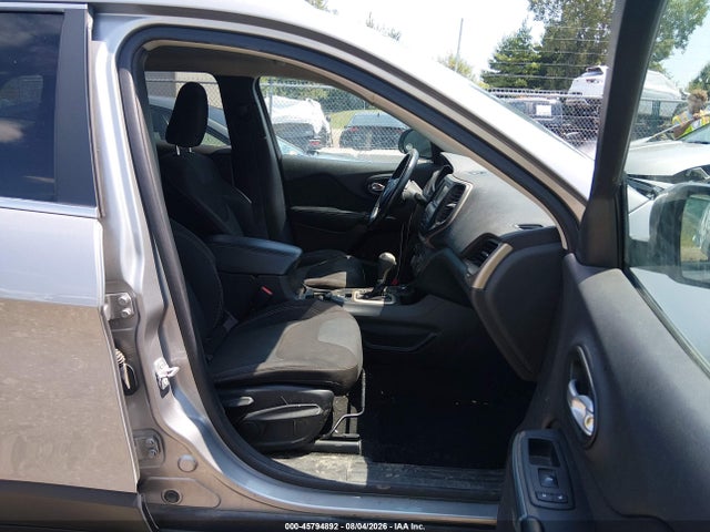 Продаж на аукціоні авто 2016 Jeep Cherokee Latitude, vin: 1C4PJMCB7GW145995, номер лоту: 45794892