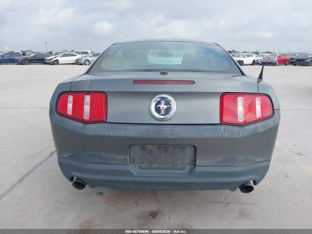 2011 Ford Mustang V6 Premium მანქანა იყიდება აუქციონზე, vin: 1ZVBP8AM6B5131764, აუქციონის ნომერი: 45794896