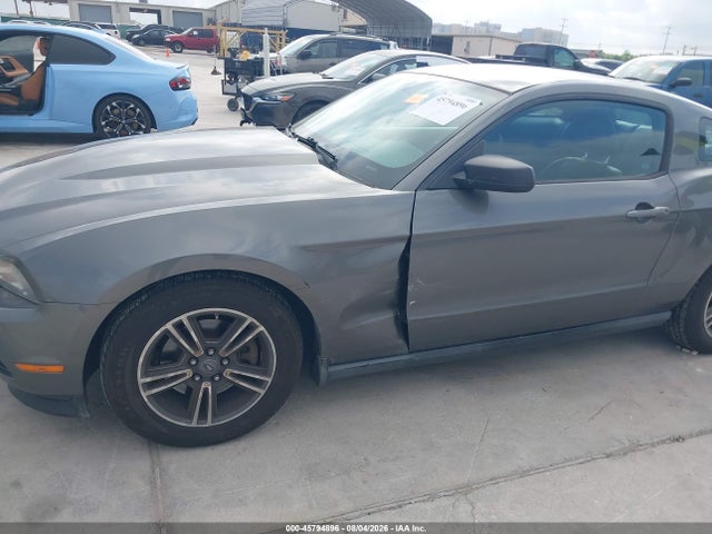 2011 Ford Mustang V6 Premium მანქანა იყიდება აუქციონზე, vin: 1ZVBP8AM6B5131764, აუქციონის ნომერი: 45794896