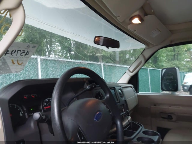 Продажа на аукционе авто 2010 Ford E-450 Cutaway, vin: 1FDXE4FSXADA96385, номер лота: 45794923