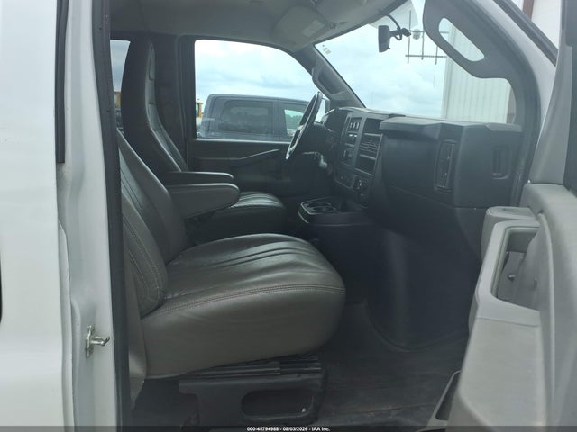Продажа на аукционе авто 2017 Chevrolet Express 3500 Ls, vin: 1GAZGNFG0H1294115, номер лота: 45794988