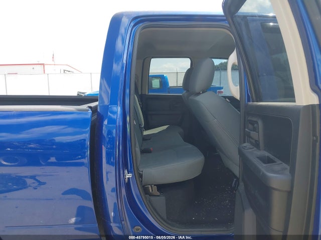 45795015 :رقم المزاد ، 1C6RR7FT7FS513371 vin ، 2015 Ram 1500 Express مزاد بيع