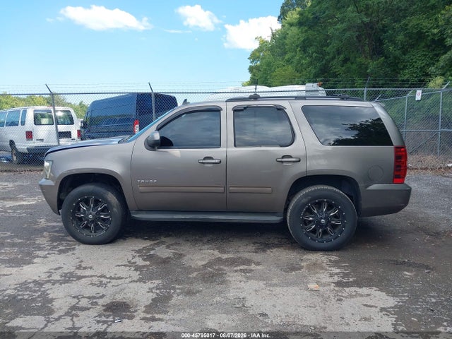 Продаж на аукціоні авто 2012 Chevrolet Tahoe Ls, vin: 1GNSKAE09CR115950, номер лоту: 45795017