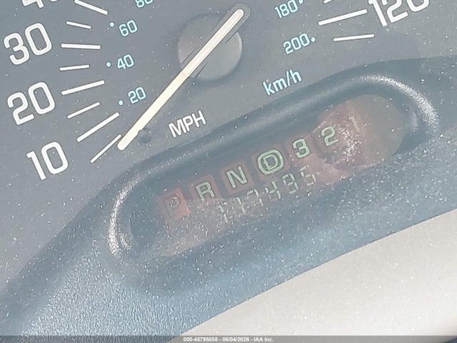 45795058 :رقم المزاد ، 2G4WS52J411223117 vin ، 2001 Buick Century Custom مزاد بيع