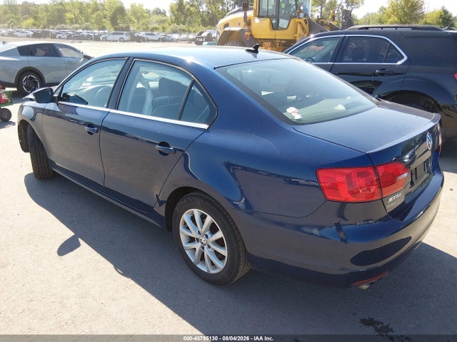 2014 Volkswagen Jetta 1.8t Se მანქანა იყიდება აუქციონზე, vin: 3VWD17AJ7EM209381, აუქციონის ნომერი: 45795130