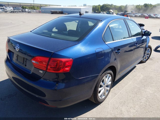 2014 Volkswagen Jetta 1.8t Se მანქანა იყიდება აუქციონზე, vin: 3VWD17AJ7EM209381, აუქციონის ნომერი: 45795130