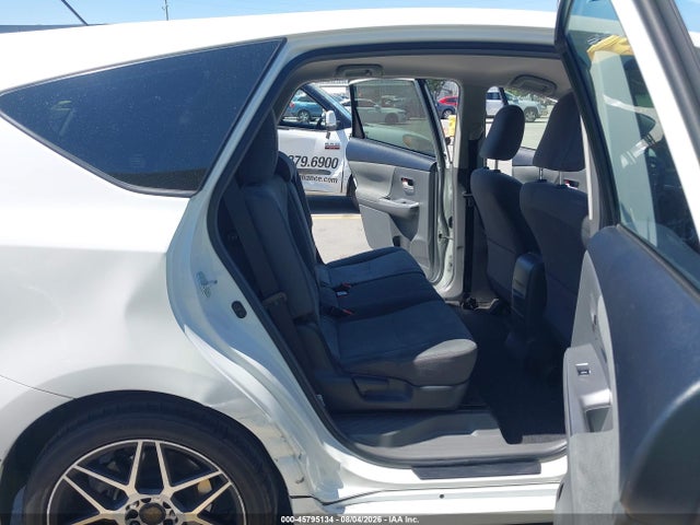 Toyota Prius V Three 2014 JTDZN3EU8E3292704 Image 8