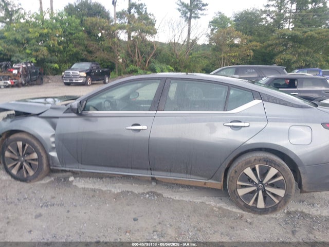 Продаж на аукціоні авто 2022 Nissan Altima Sv Intelligent Awd, vin: 1N4BL4DW0NN393942, номер лоту: 45795158