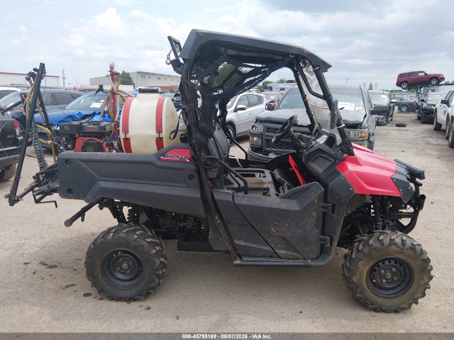 1HFVE0222G4202210 Honda Sxs700 M2
