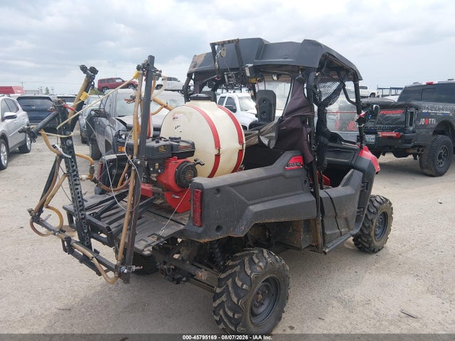 1HFVE0222G4202210 Honda Sxs700 M2