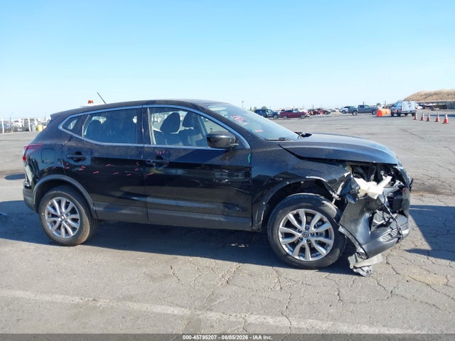 JN1BJ1AW2MW421884 Nissan Rogue Sport S Awd Xtronic Cvt