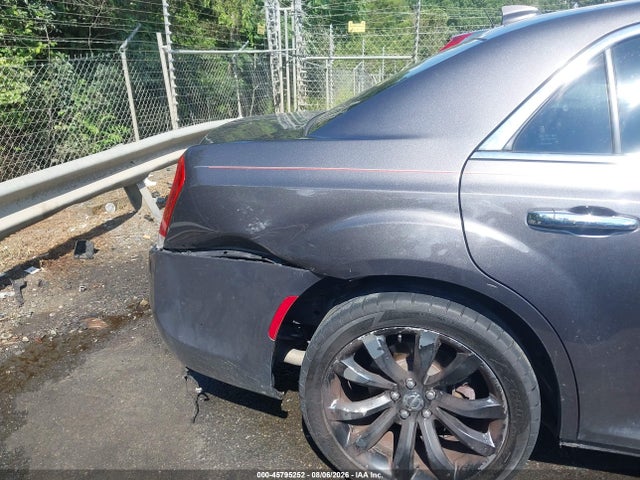 Продажа на аукционе авто 2017 Chrysler 300c, vin: 2C3CCAET7HH511956, номер лота: 45795252