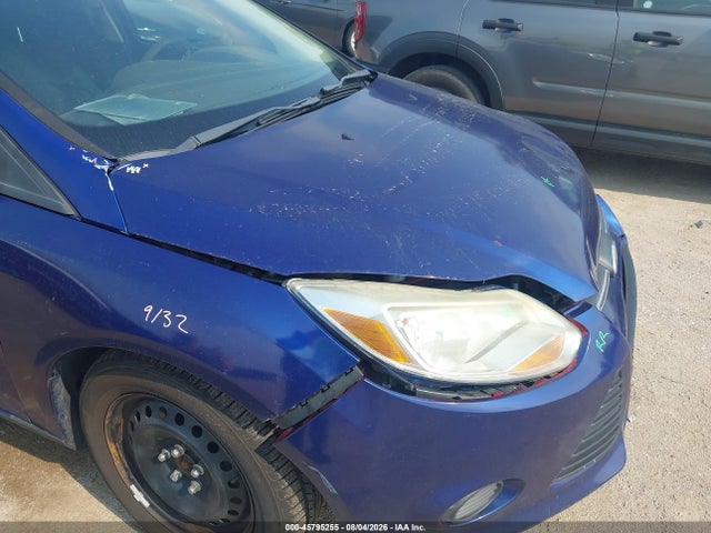 45795255 :رقم المزاد ، 1FAHP3F20CL248816 vin ، 2012 Ford Focus Se مزاد بيع