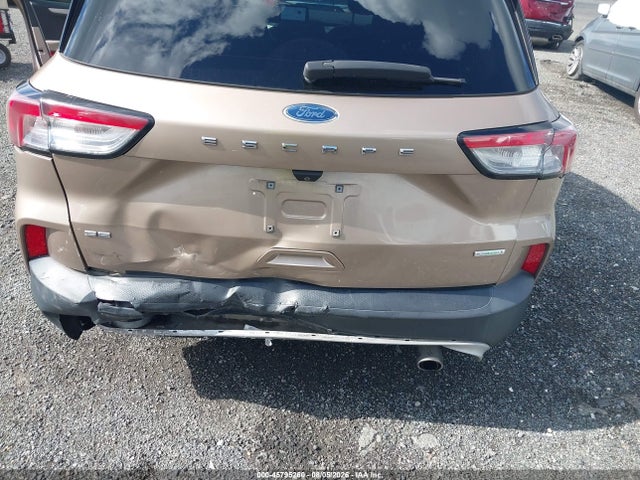 45795260 :رقم المزاد ، 1FMCU0G68LUB59529 vin ، 2020 Ford Escape Se مزاد بيع