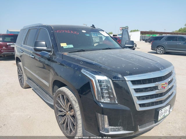 45795330 :رقم المزاد ، 1GYS3MKJ1FR738594 vin ، 2015 Cadillac Escalade Luxury مزاد بيع