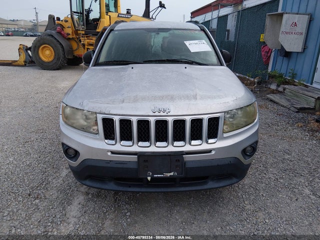 45795334 :رقم المزاد ، 1J4NT1FB1BD193051 vin ، 2011 Jeep Compass مزاد بيع