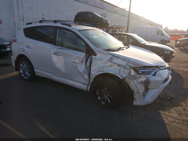 45795347 :رقم المزاد ، 2T3DFREV4JW741810 vin ، 2018 Toyota Rav4 Platinum مزاد بيع