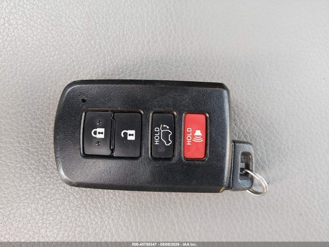 2018 Toyota Rav4 Platinum მანქანა იყიდება აუქციონზე, vin: 2T3DFREV4JW741810, აუქციონის ნომერი: 45795347