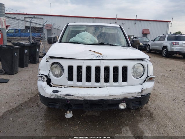 Jeep Patriot Latitude 2014 1C4NJPFB9ED911626 Image 12