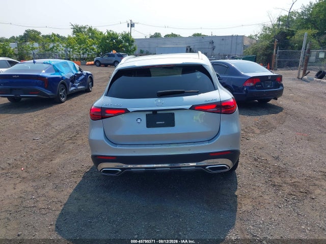 45795371 :رقم المزاد ، W1NKM4HB8RF068236 vin ، 2024 Mercedes-benz Glc 300 4matic Suv مزاد بيع