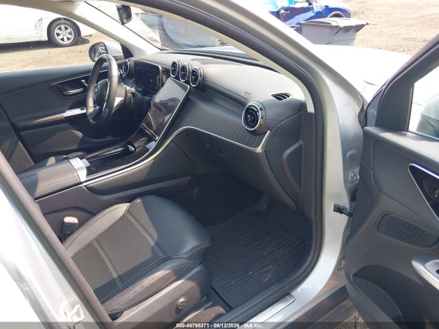 45795371 :رقم المزاد ، W1NKM4HB8RF068236 vin ، 2024 Mercedes-benz Glc 300 4matic Suv مزاد بيع
