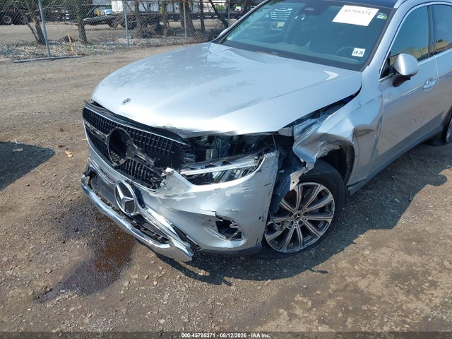 45795371 :رقم المزاد ، W1NKM4HB8RF068236 vin ، 2024 Mercedes-benz Glc 300 4matic Suv مزاد بيع