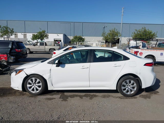 5YFB4MDE3SP317791 Toyota COROLLA LE