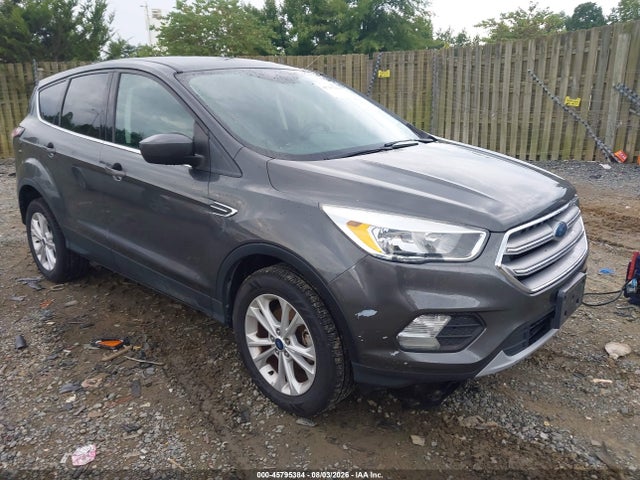 2017 Ford Escape Se მანქანა იყიდება აუქციონზე, vin: 1FMCU0GDXHUE38969, აუქციონის ნომერი: 45795384