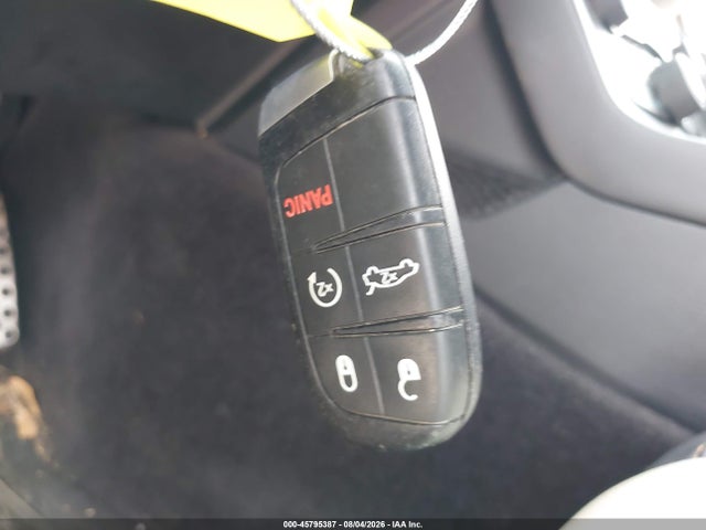 Продаж на аукціоні авто 2016 Dodge Challenger R/t Plus, vin: 2C3CDZBT1GH137990, номер лоту: 45795387