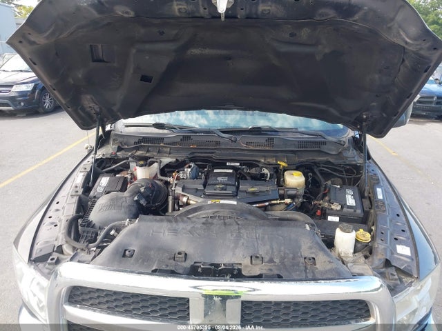 45795395 :رقم المزاد ، 3C63RRGL1JG220775 vin ، 2018 Ram 3500 Tradesman  4x4 8' Box مزاد بيع