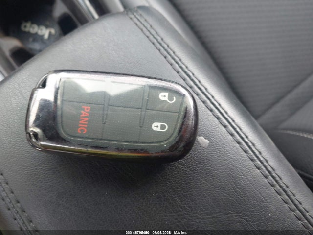 45795450 :رقم المزاد ، 3C4NJDBN1RT166921 vin ، 2024 Jeep Compass Latitude 4x4 مزاد بيع
