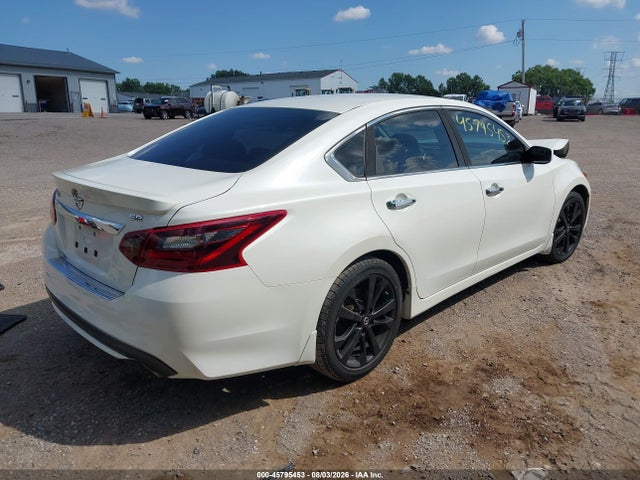 Продажа на аукционе авто 2017 Nissan Altima 2.5 Sr, vin: 1N4AL3AP1HN306069, номер лота: 45795453