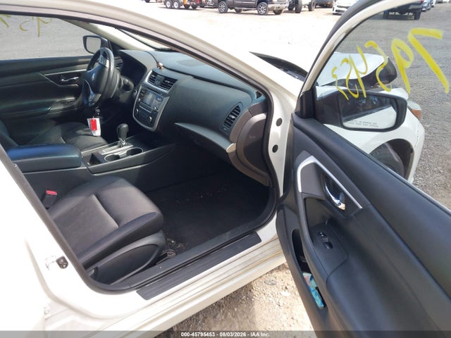 Продажа на аукционе авто 2017 Nissan Altima 2.5 Sr, vin: 1N4AL3AP1HN306069, номер лота: 45795453